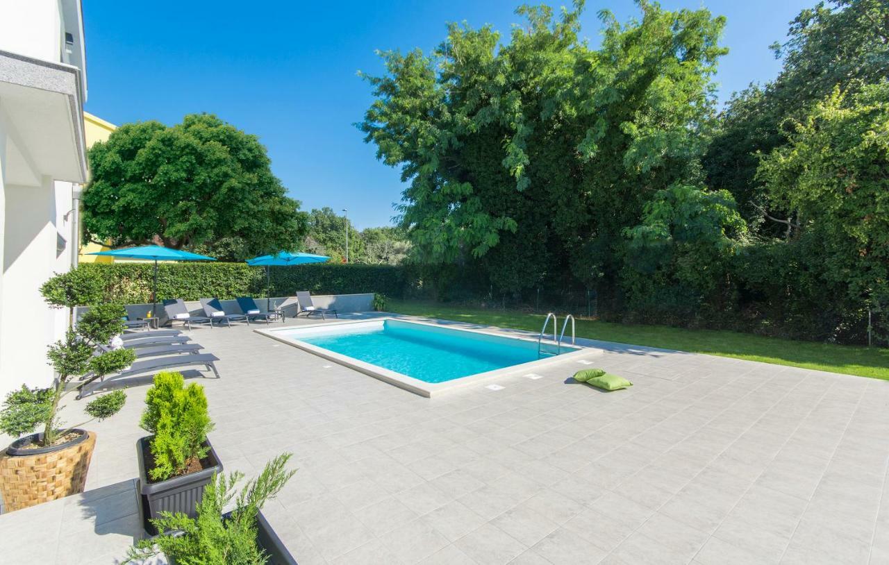 Ana 1863 Holiday home Porec